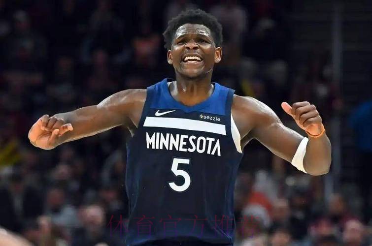 爱德华兹25+5骑士5人得分20+主场复仇森林狼 爱德华兹25+5骑士5人得分20+主场复仇森林狼